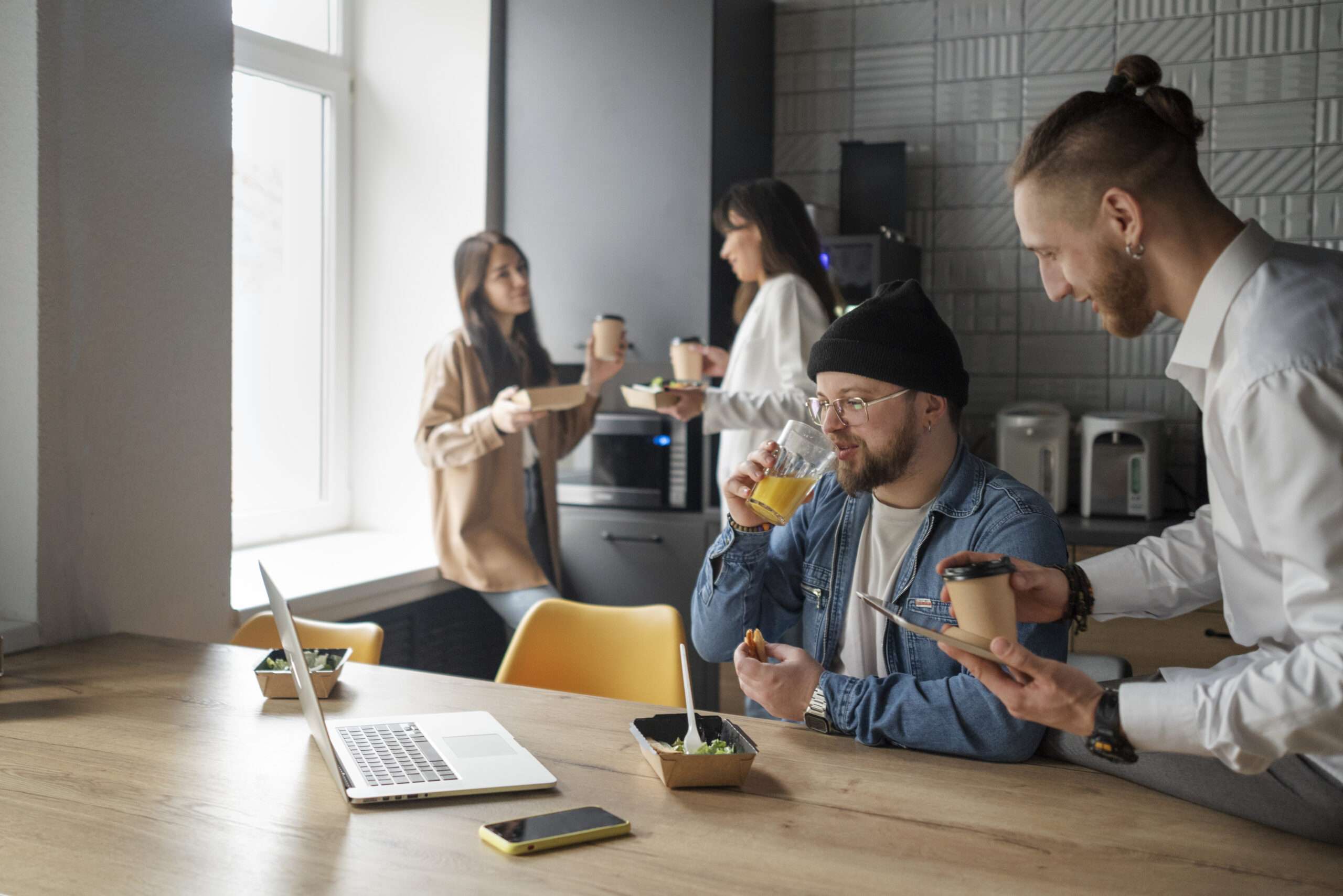 Cuisine dans un espace de coworking Cuisine dans un espace de coworking